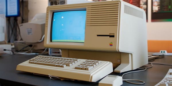 全球首台图形界面操作零碎计算机Apple Lisa行将开源
