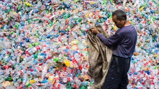 塑料对陆地危害有多严重？净化最终或回到我们体内