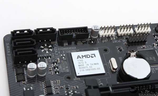 AMD AM4新接口主板B350图赏：初次支持DDR4、USB3.1